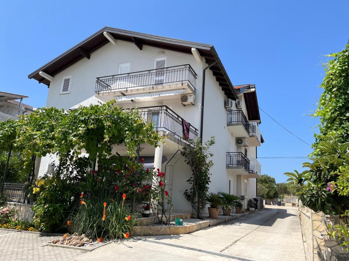 Apartments Logos Trogir Exterior photo